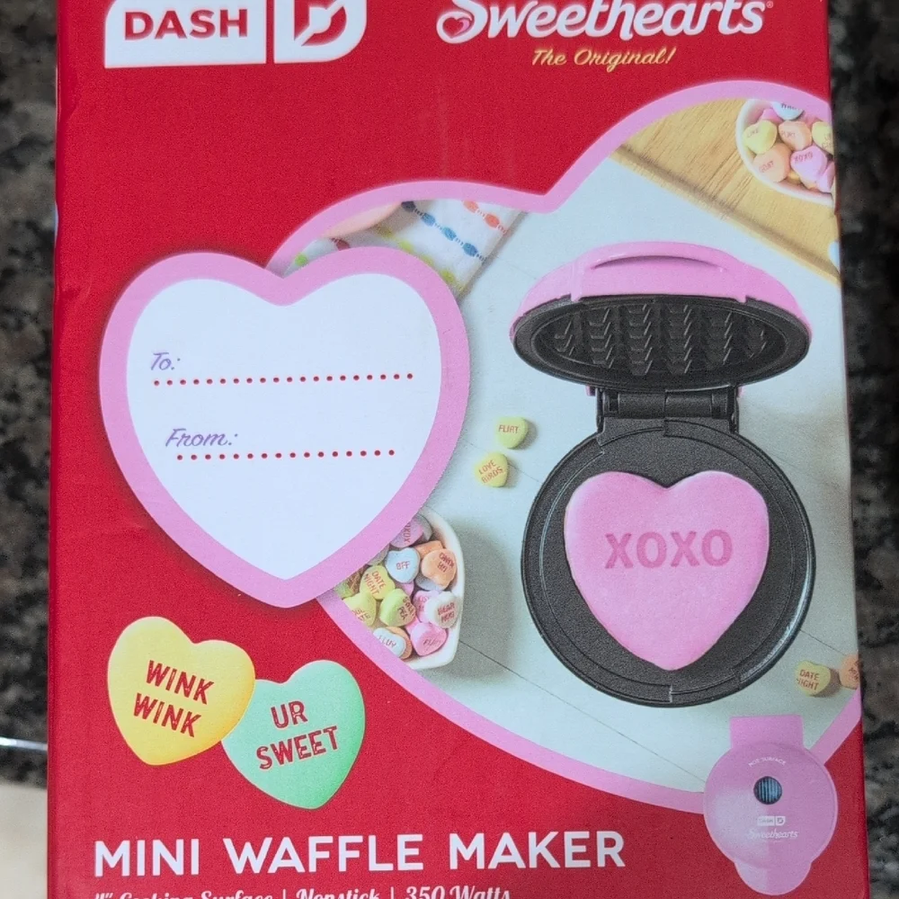 Ash Sweethearts Mini Waffle Maker - Pink